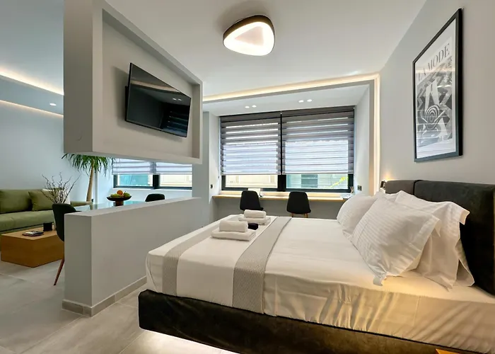 Luxury Downtown Apartment Α5